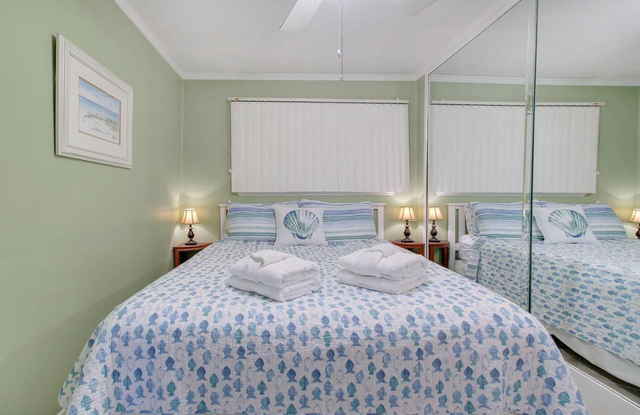 Nothing But Ocean In Forest Beach Hilton Head Island Exterior foto